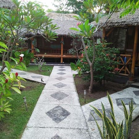 Tua Tua Keladi Bungalows Gili Air Exteriér fotografie