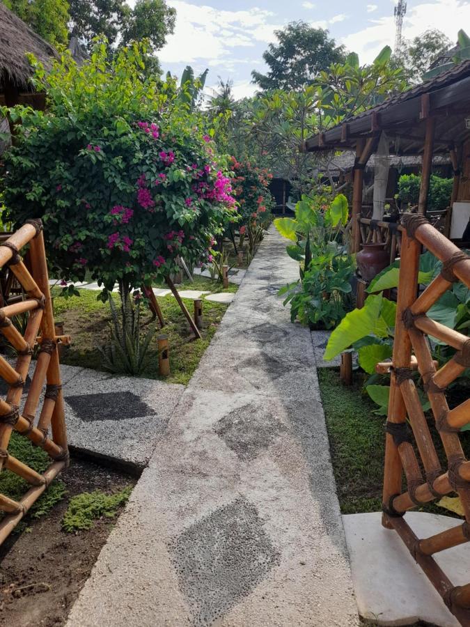 Tua Tua Keladi Bungalows Gili Air Exteriér fotografie