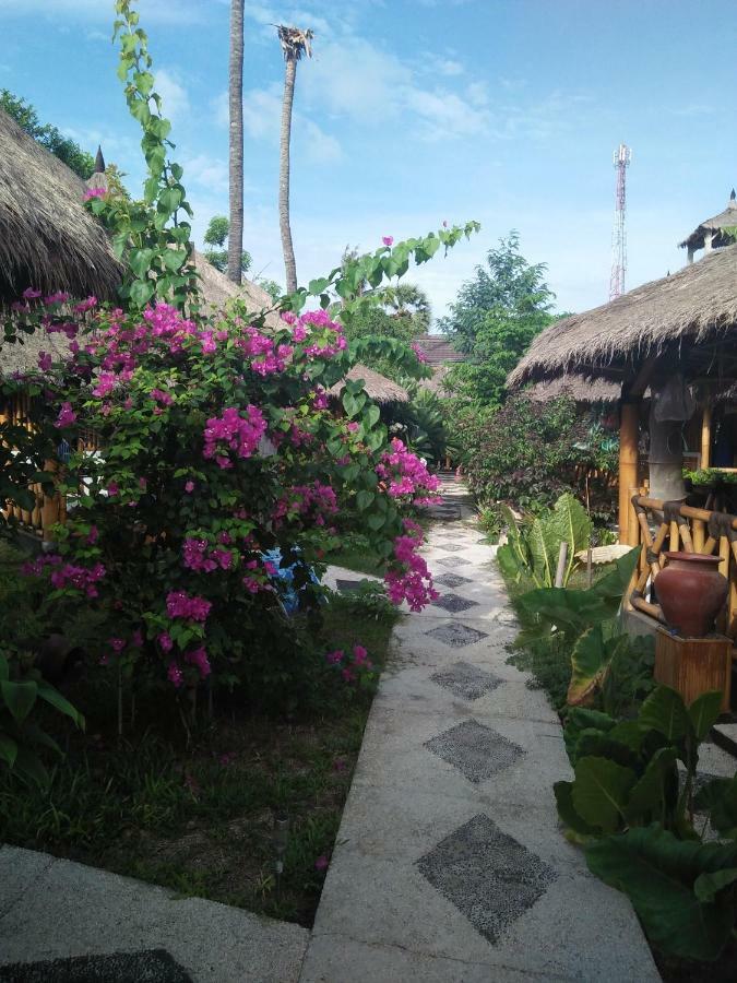 Tua Tua Keladi Bungalows Gili Air Exteriér fotografie