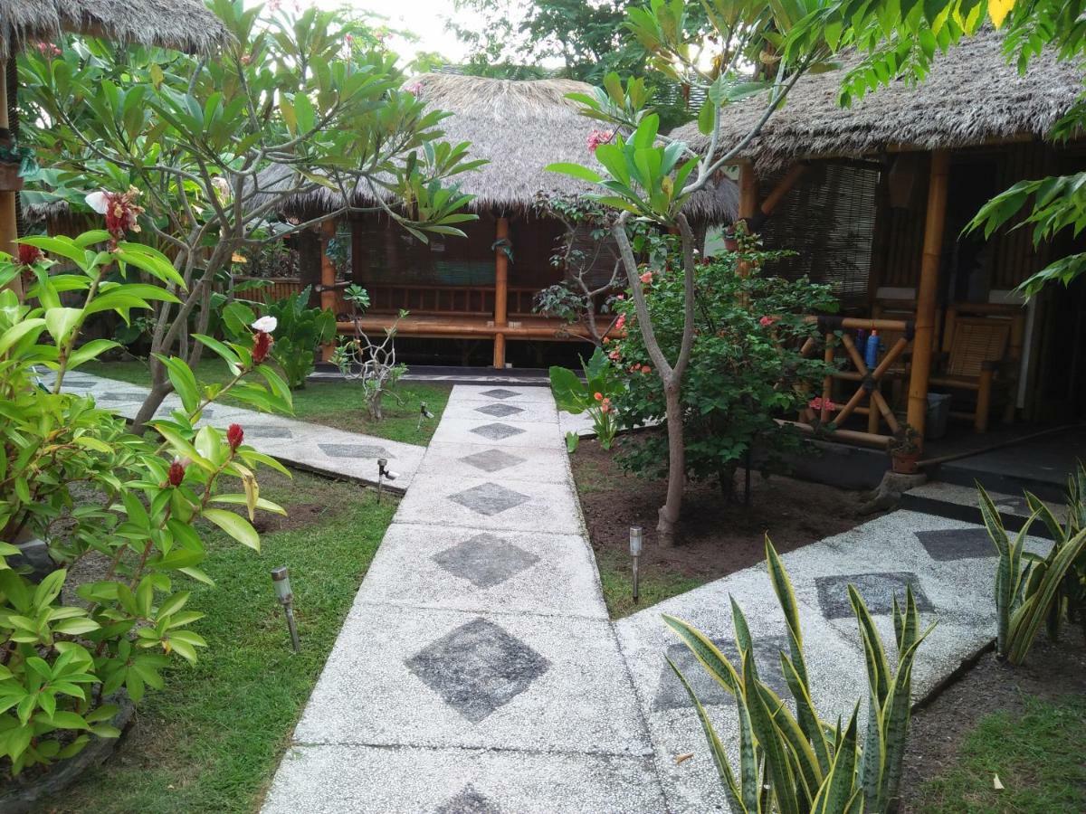Tua Tua Keladi Bungalows Gili Air Exteriér fotografie